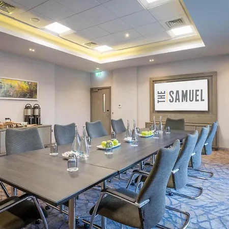 The Samuel Hotel, Centre Hotel